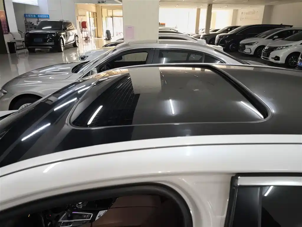 BMW 5 Series 2017 525Li Leading Edition фото 21
