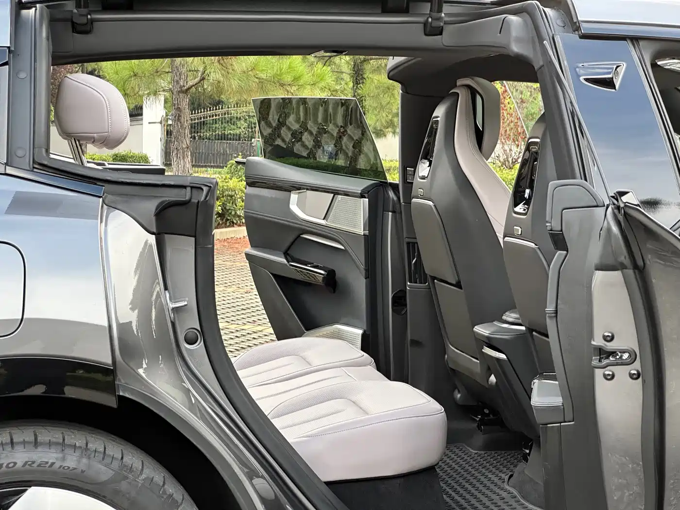 HiPhi Y 2023 2023 560km Elite Edition