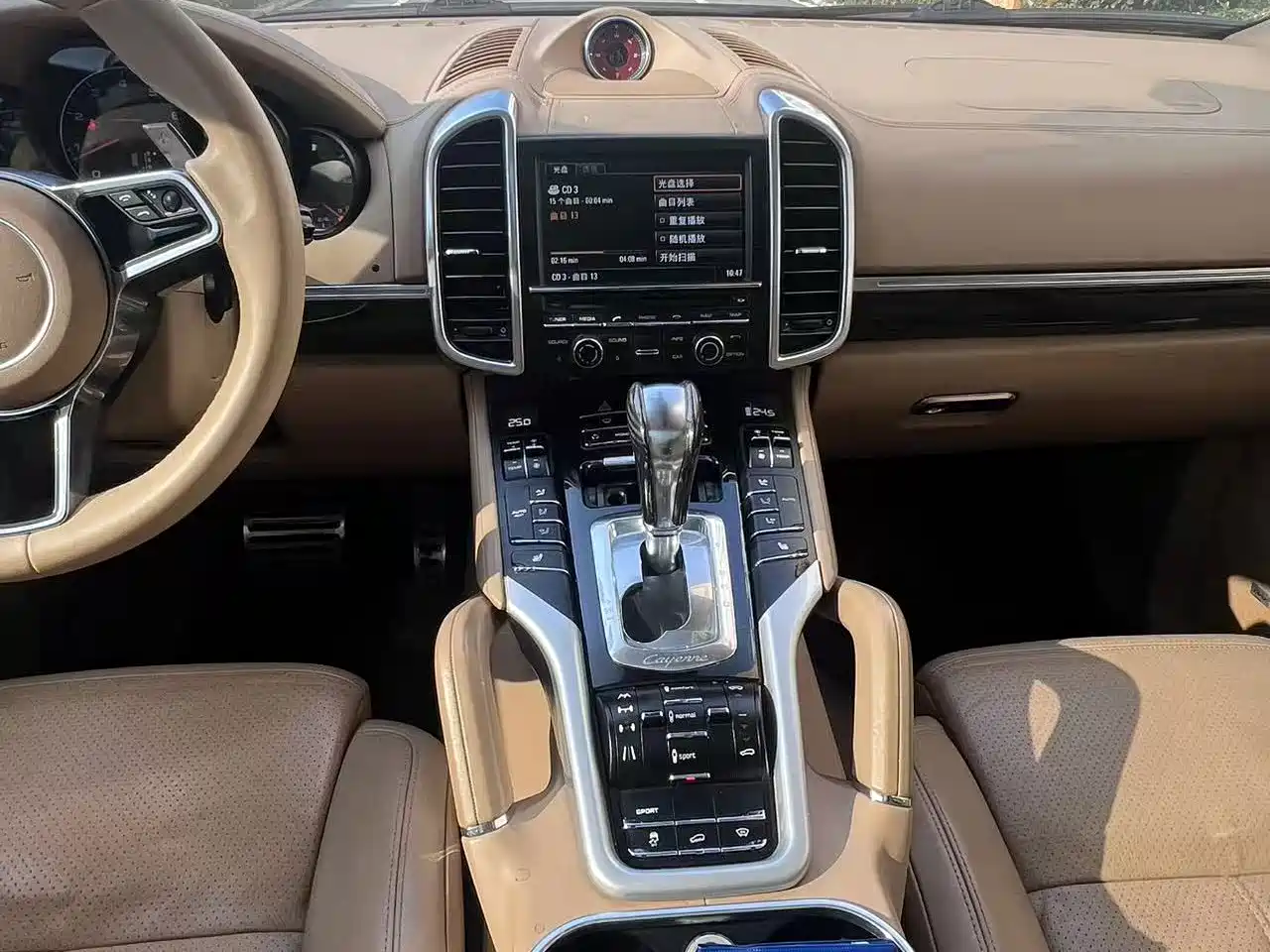 Фото 10 - Porsche Cayenne
