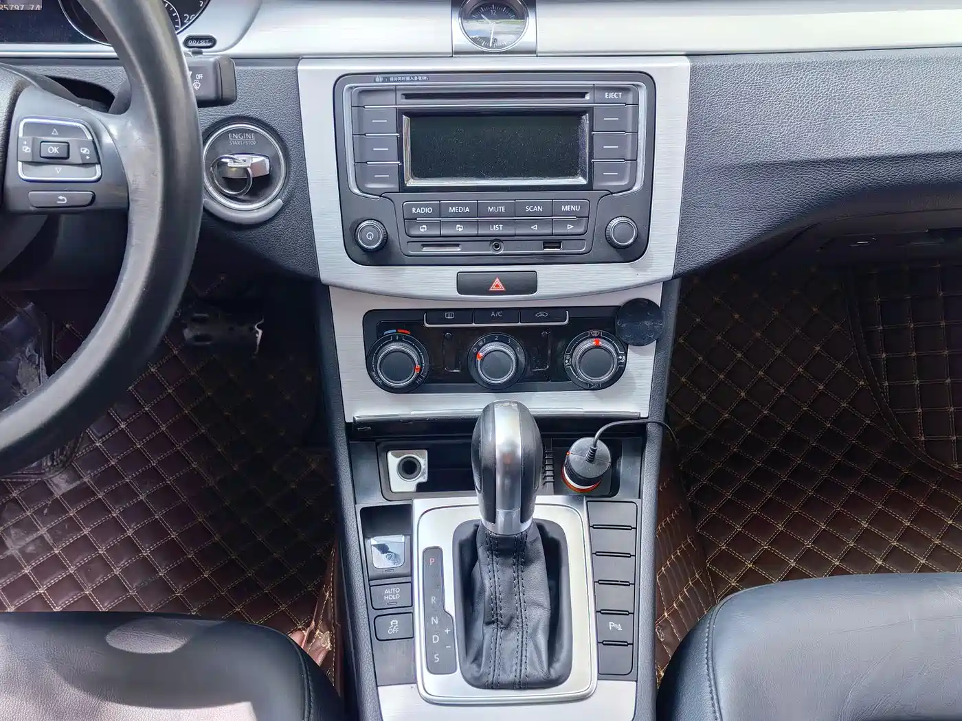 Volkswagen Magotan 2013 1.8TSI Leading фото 9
