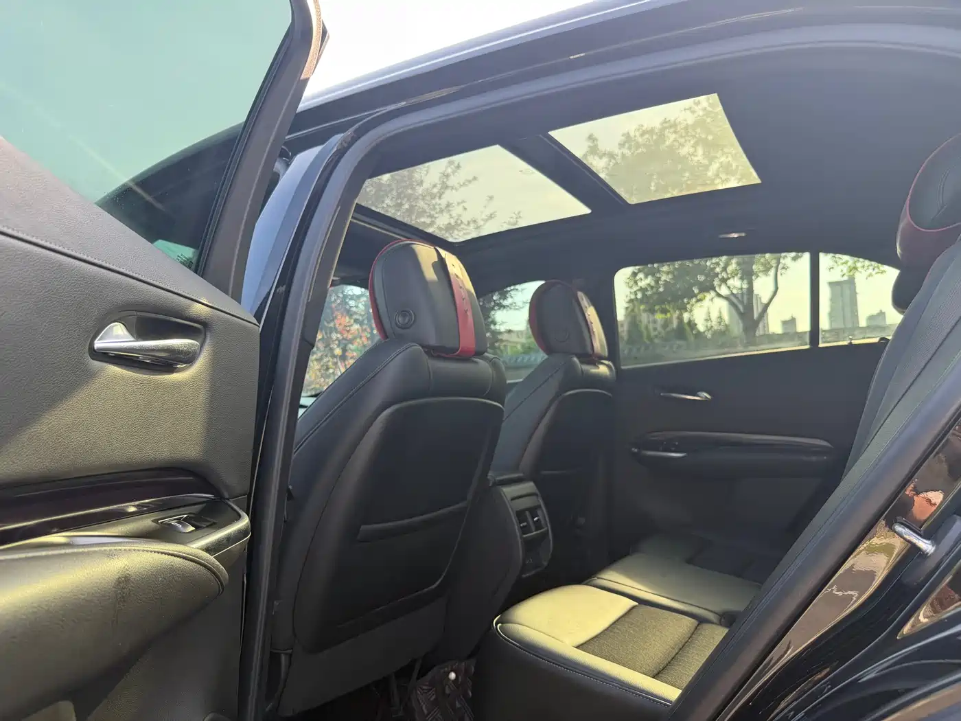 Cadillac XT4 2021 28T FWD Technology Edition фото 7