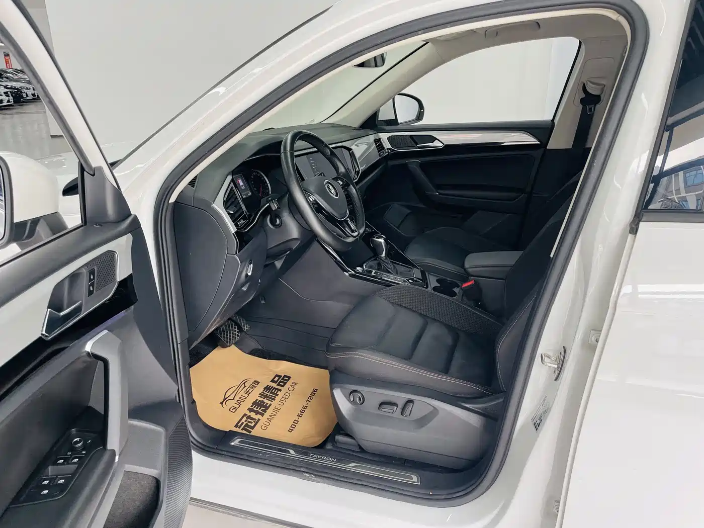 Volkswagen Tayron 2020 280TSI 2WD Luxury Smart Edition фото 4