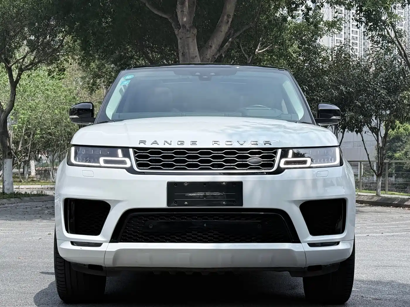 Land Rover Range Rover Sport 2020 3.0 L6 SE фото 2