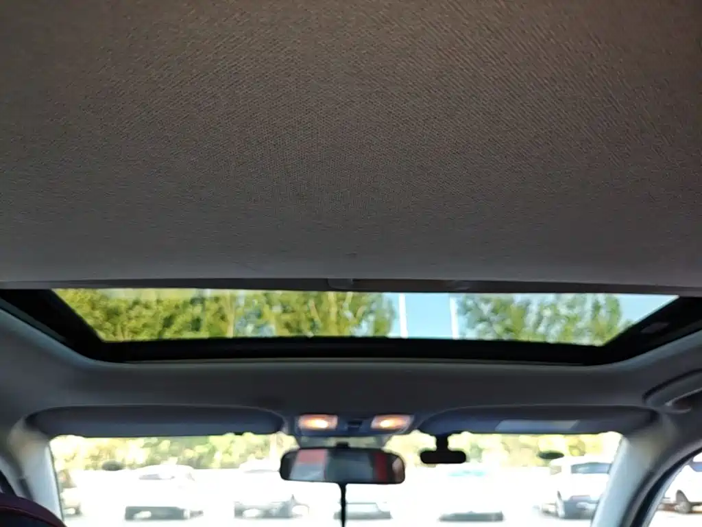 Kia KX CROSS 2018 2017 1.4L AT GLS