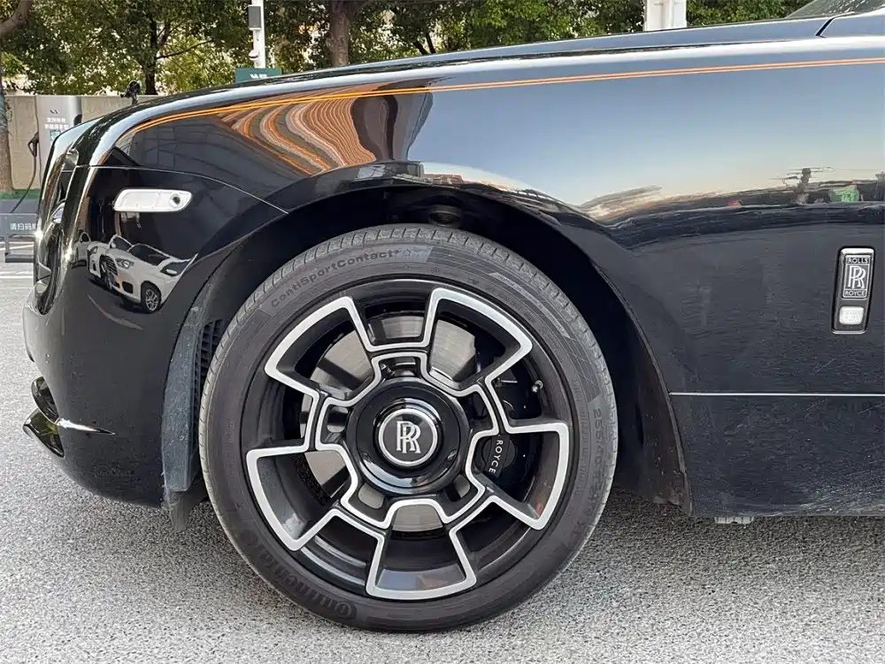Rolls-Royce Wraith 2018 6.6T Black Badge фото 29