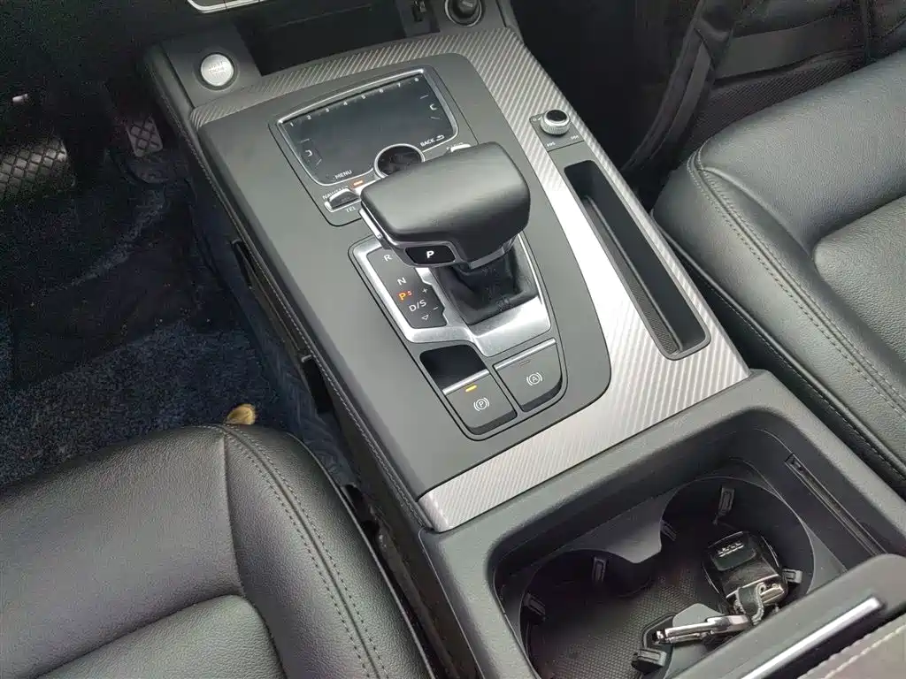 Audi Q5L 2018 45 TFSI Exclusive Fashion (China V) фото 10