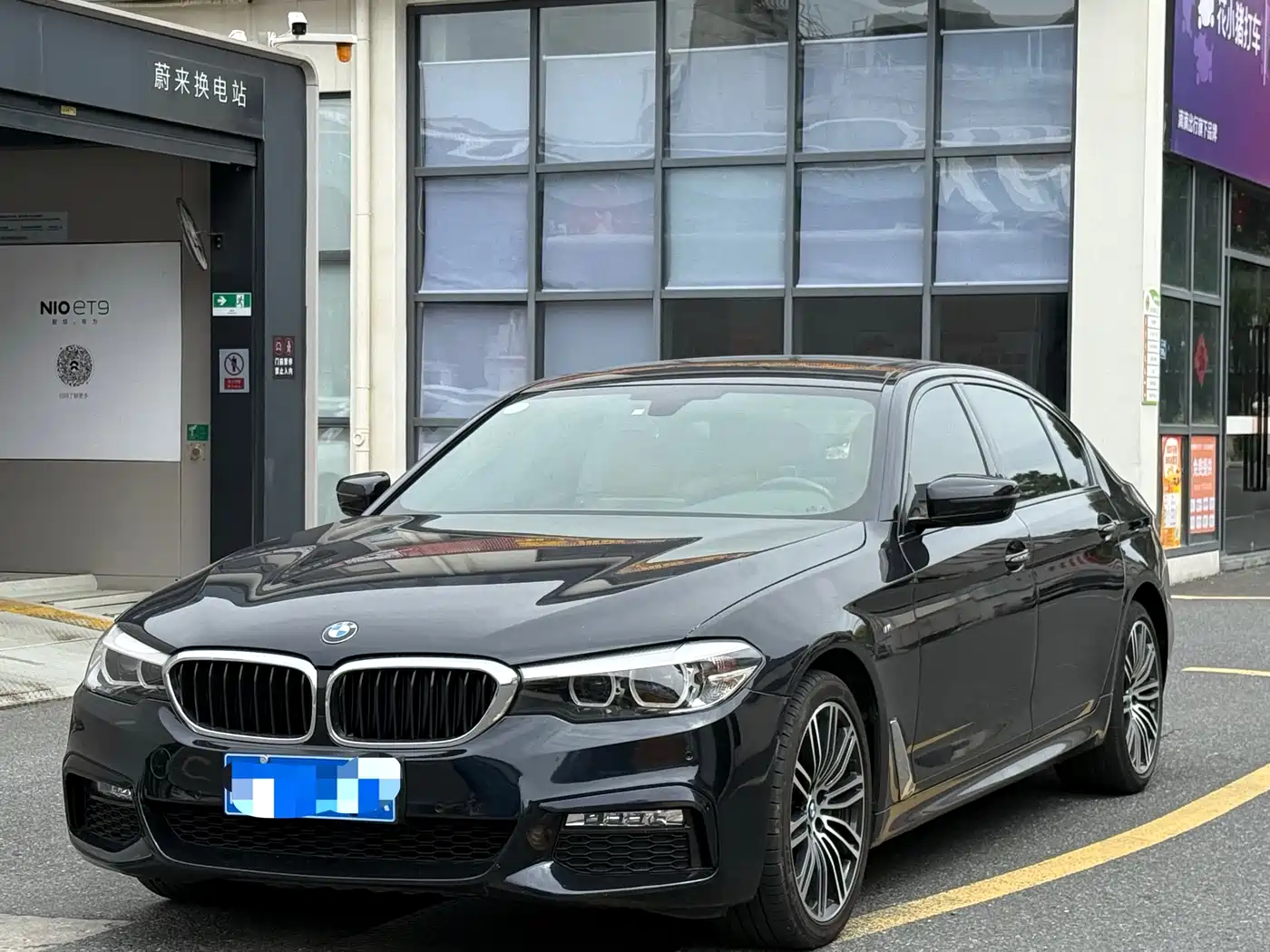 BMW 5 Series 2018 530Li Leading M Sport Package