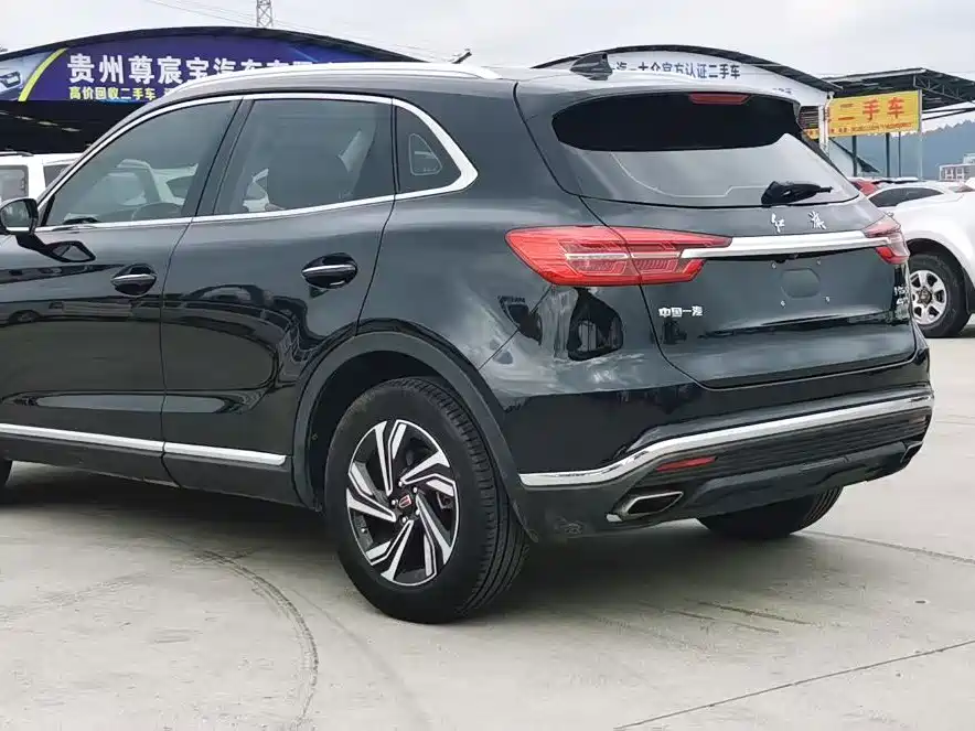 Фото 12 - Hongqi HS5