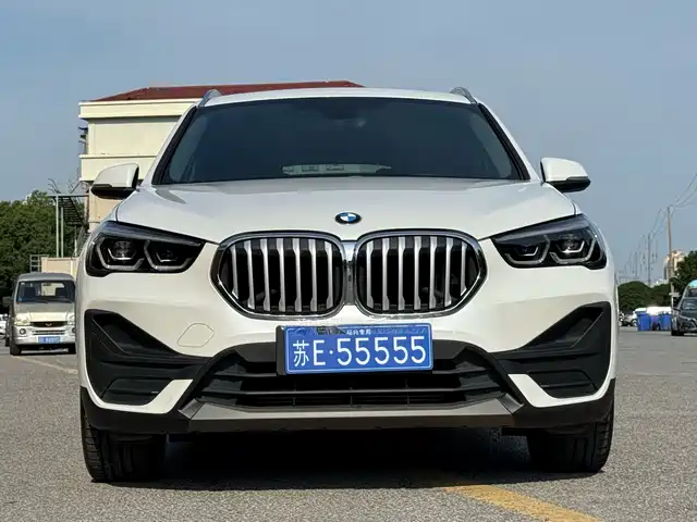BMW X1 sDrive25Li, Лидер
