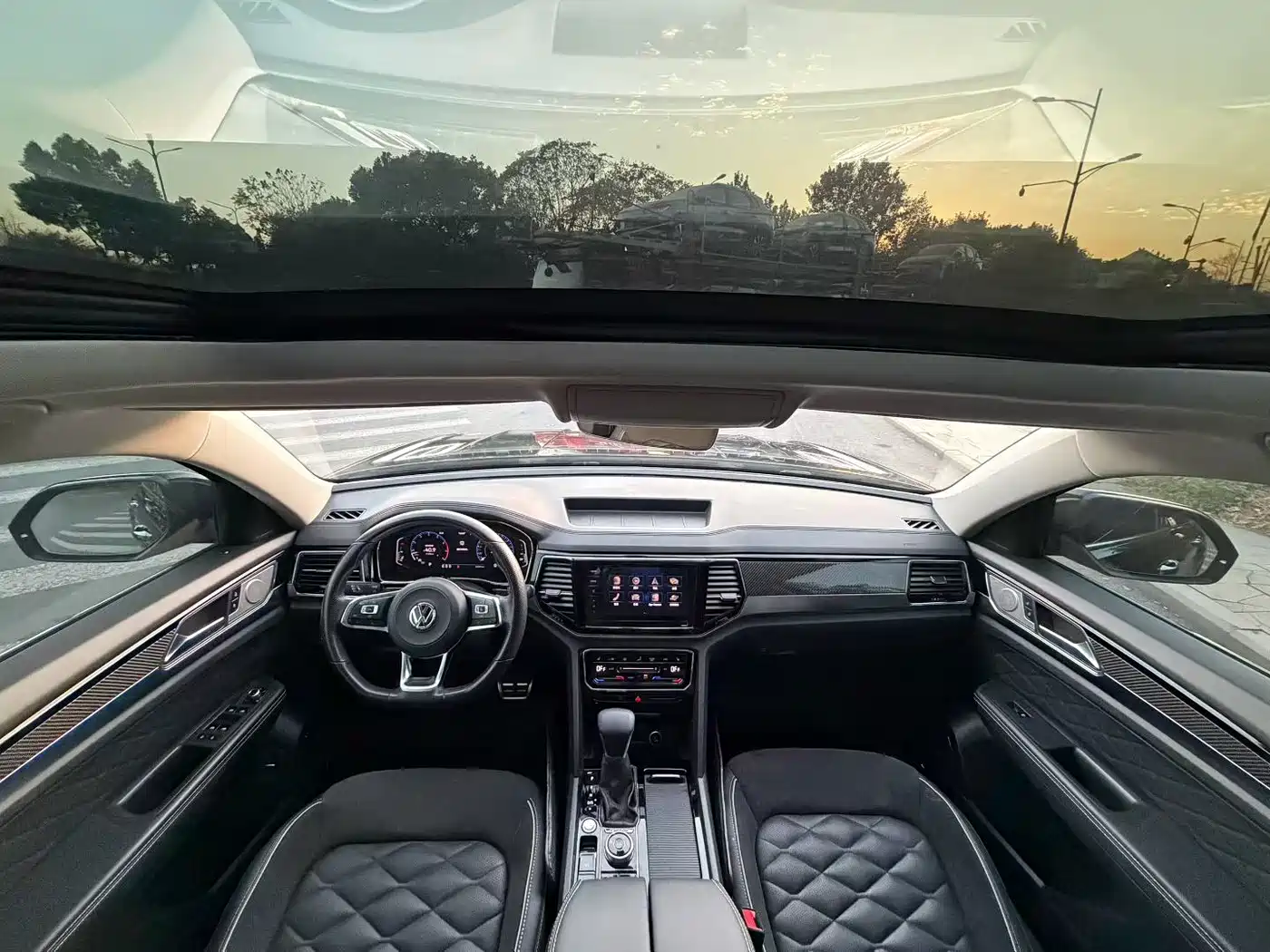 Volkswagen Teramont 2021 Teramont X 380TSI 4WD Premium Luxury Edition фото 8