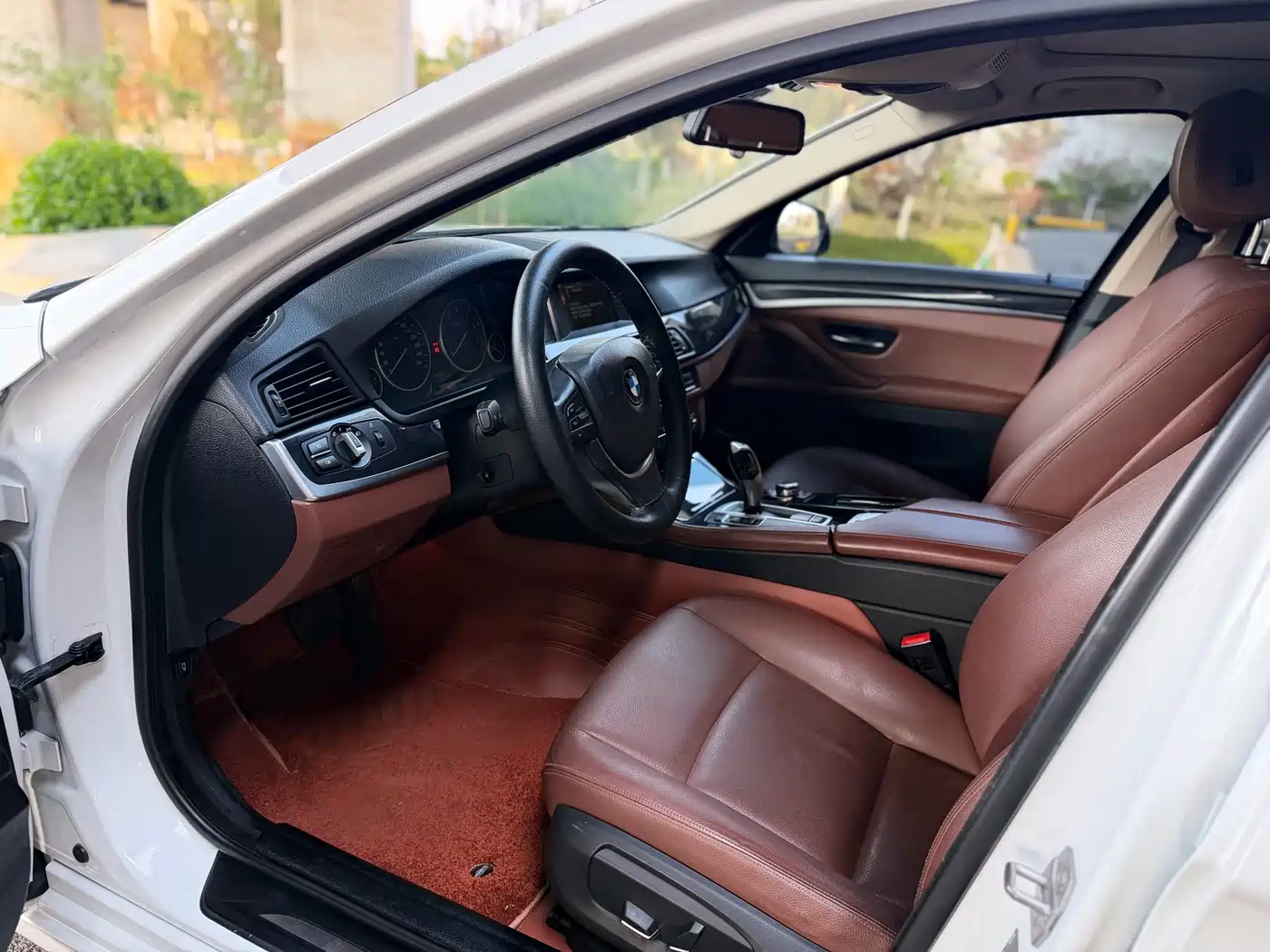 BMW 5 Series 2017 520Li Classic Edition фото 11
