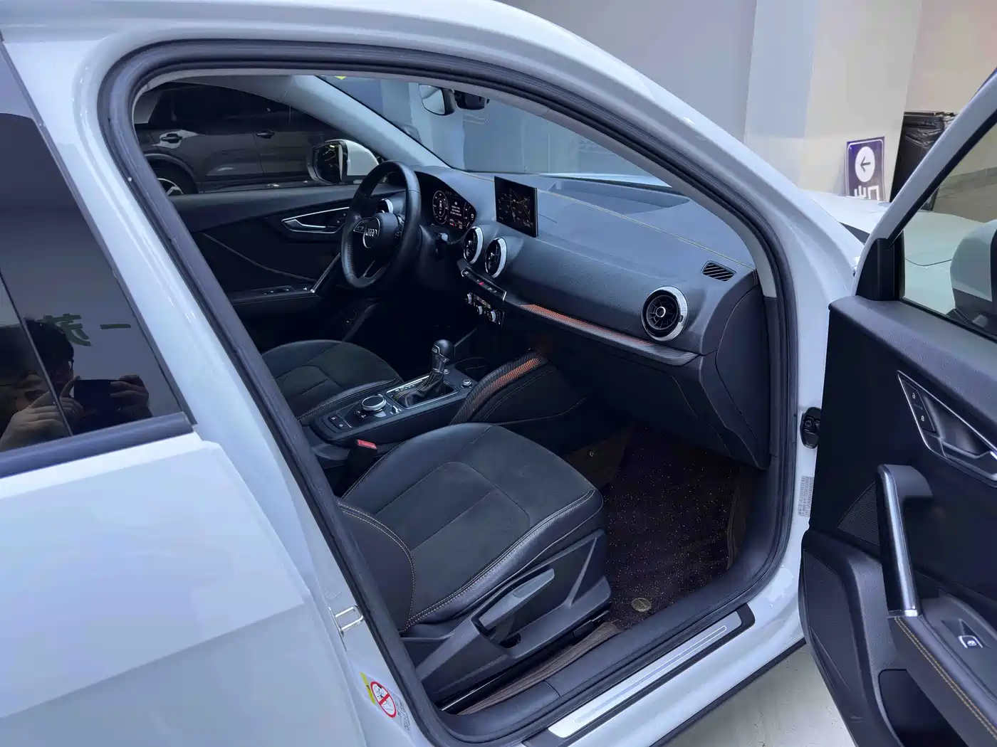 Audi Q2L e-tron 2022 2022 Q2L e-tron Pure Electric Intelligent