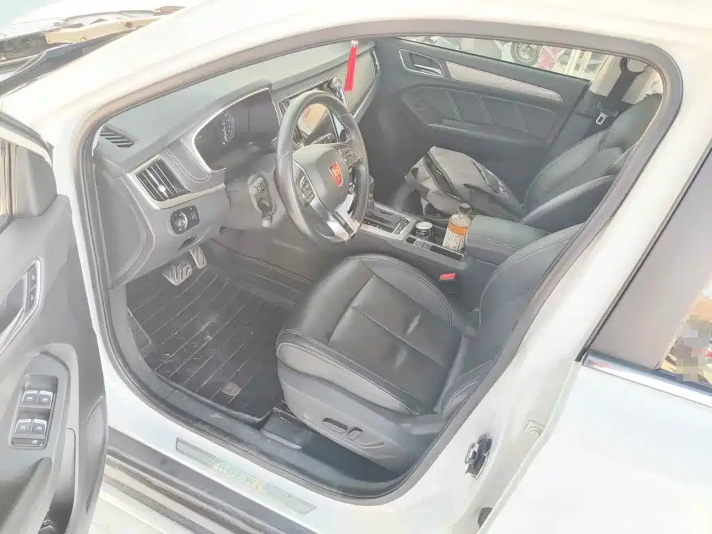 Roewe RX5 2016 2016 30T 2WD Automatic Internet Smart Edition