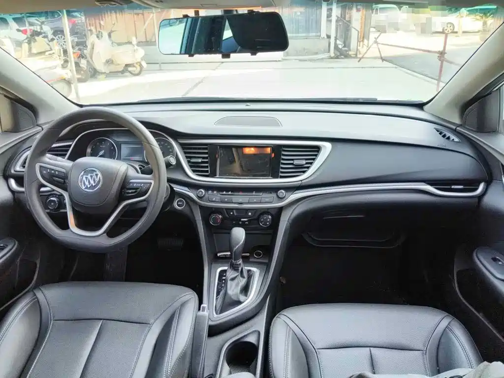 Фото 12 - Buick Excelle