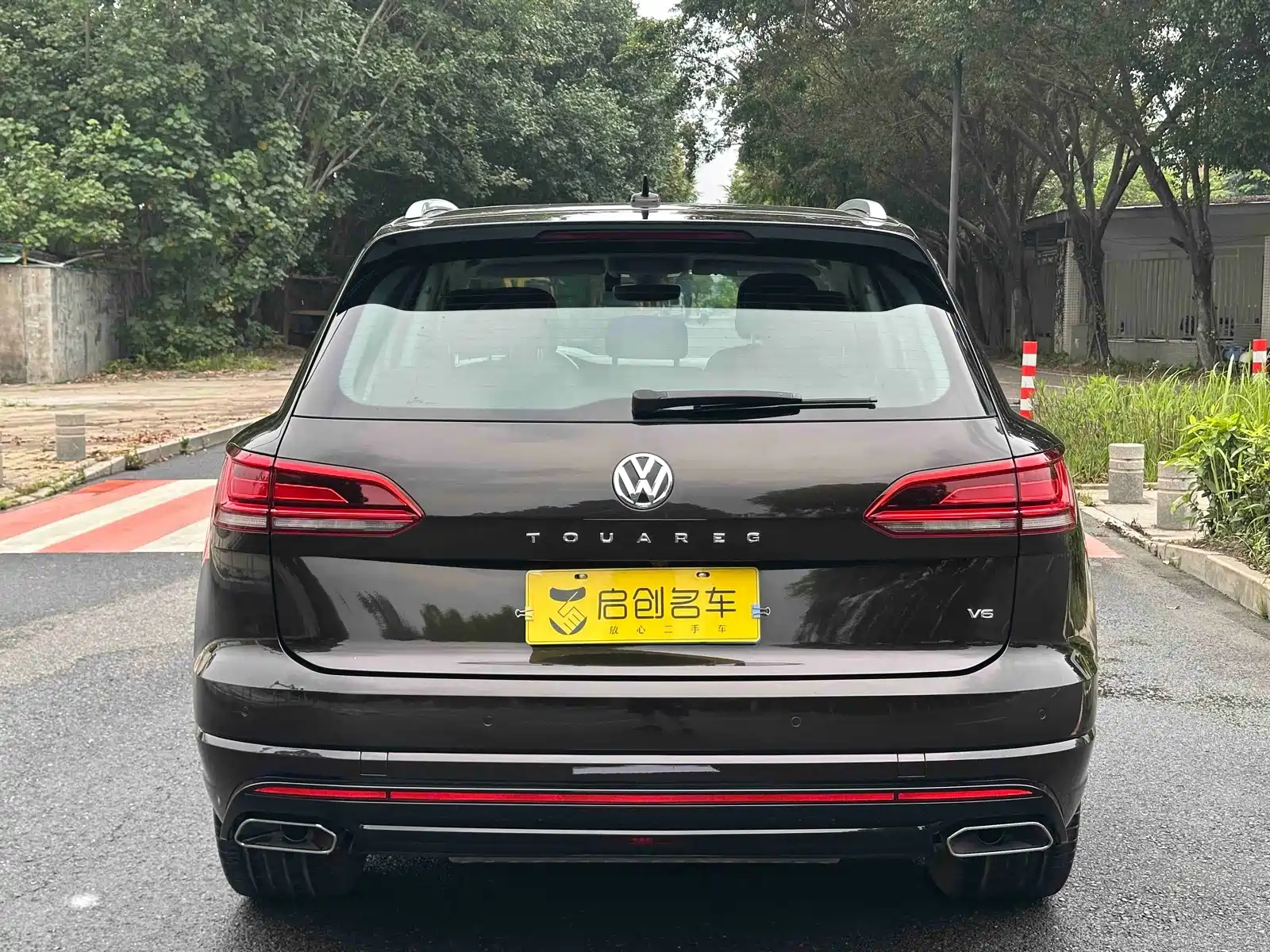 Фото 4 - Volkswagen Touareg