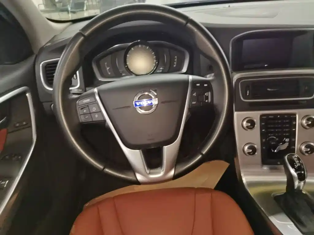 Volvo S60 2015 2016 S60L T4 Wisdom Edition