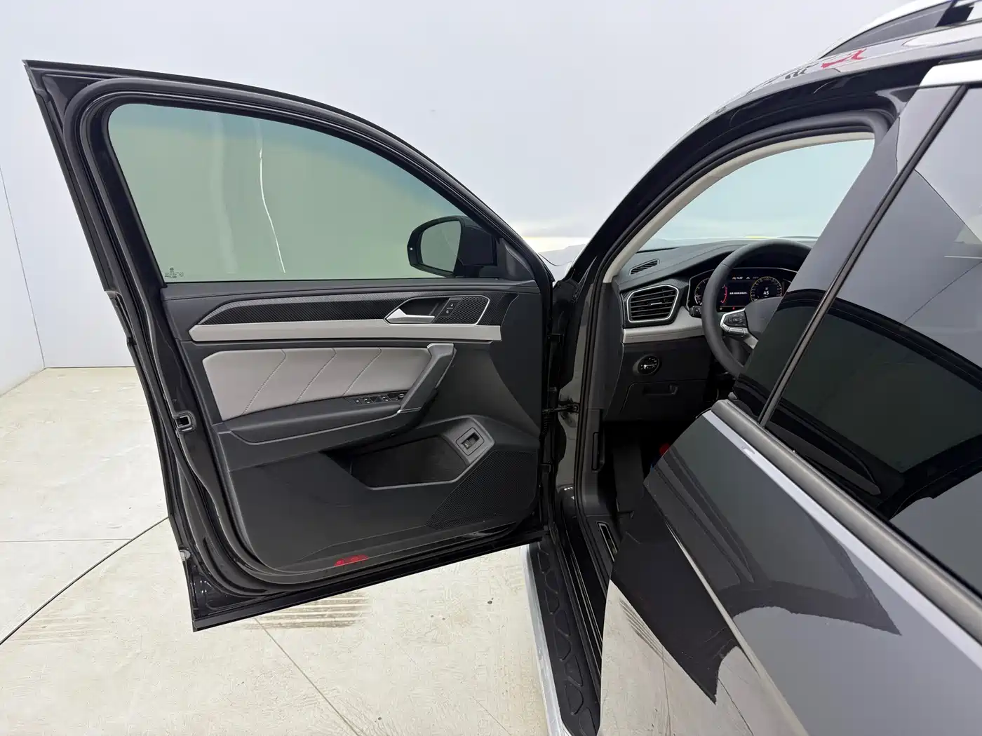 Volkswagen Tayron 2023 280TSI 2WD Luxury Plus Advanced Edition фото 22