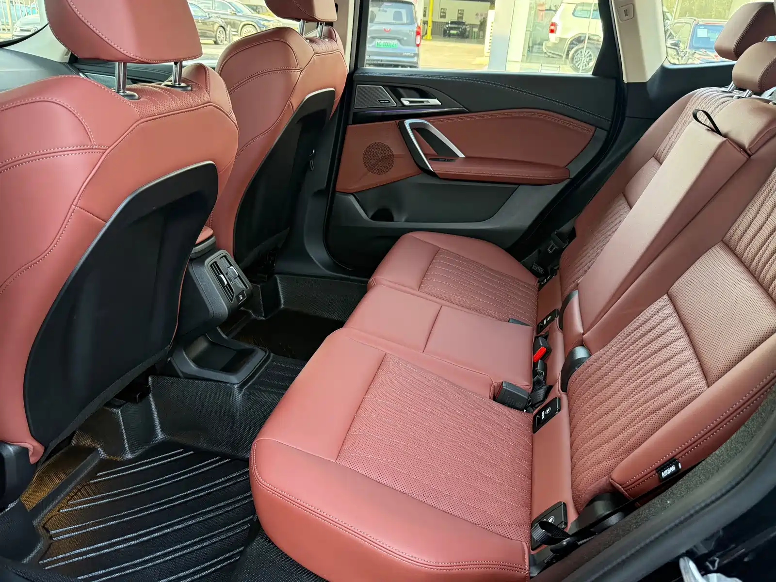 Фото 18 - BMW X1