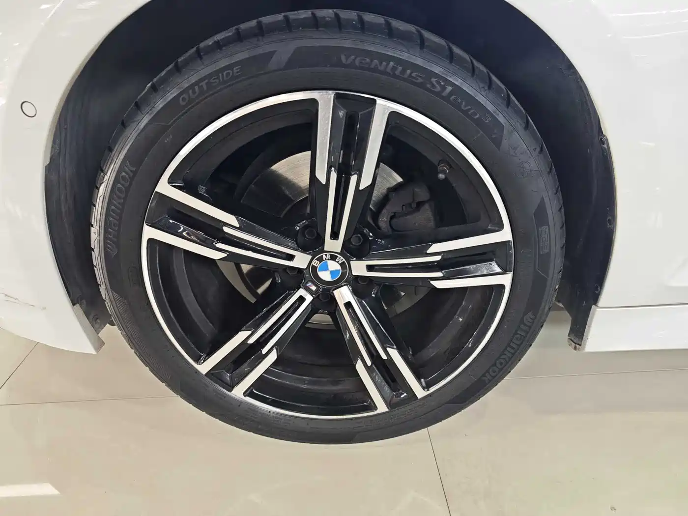 BMW 3 Series 2023 325i M Sport Package фото 9