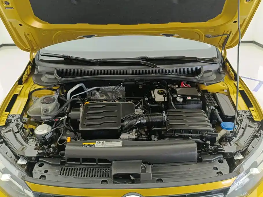 Фото 10 - Volkswagen Polo