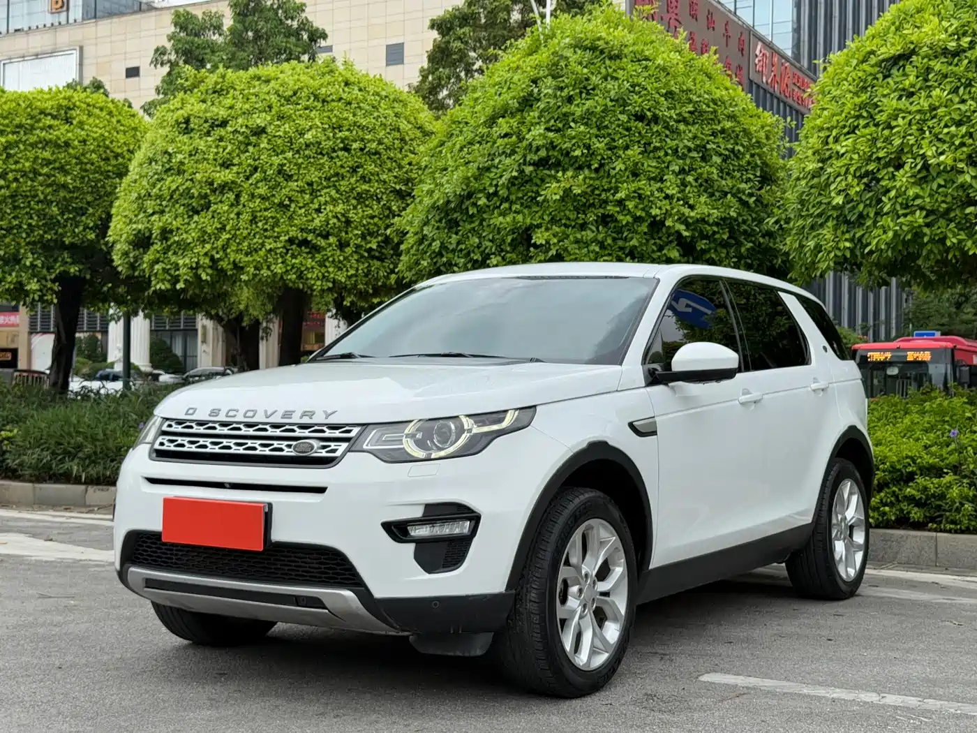 Фото 1 - Land Rover Discovery Sport