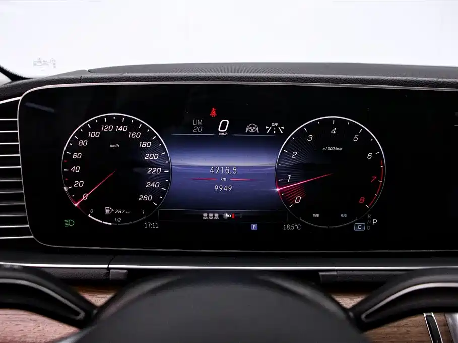 Mercedes-Benz GLE 2024 GLE 450 4MATIC Fashion фото 6