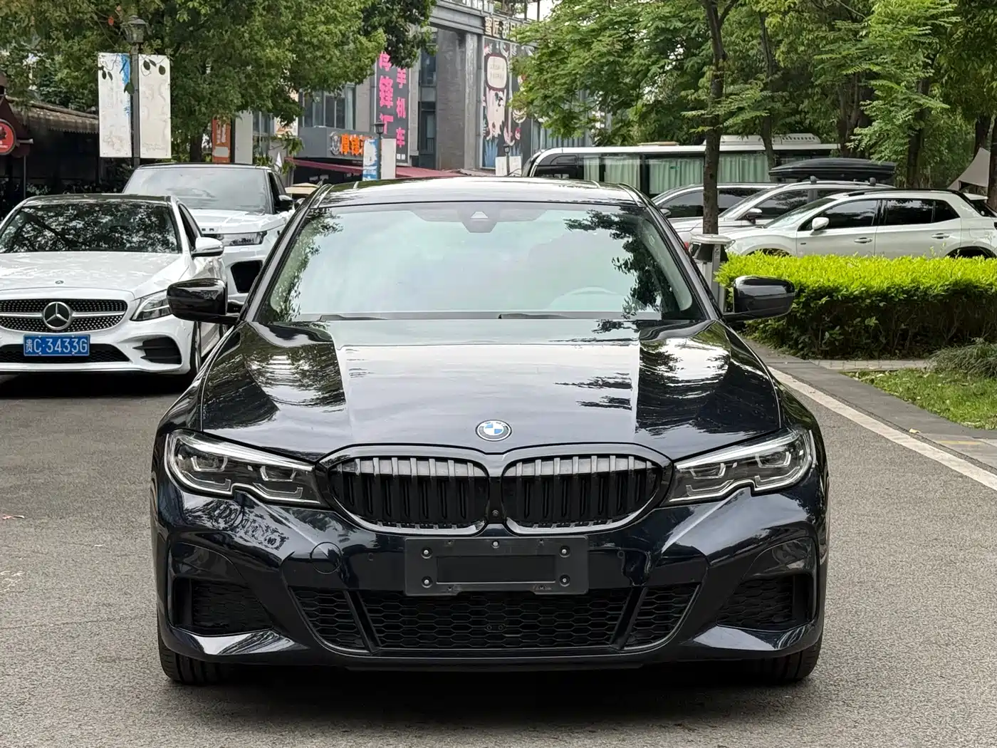 BMW 3 SERIES