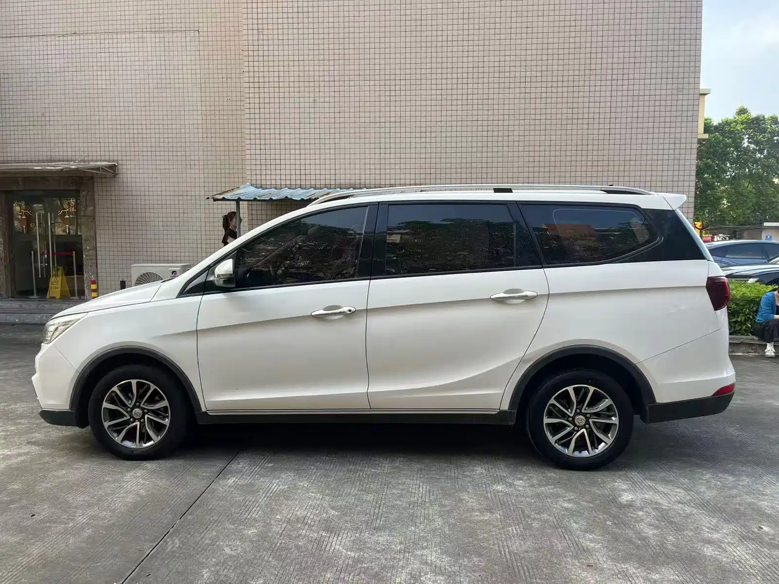 Фото 7 - Baojun 730