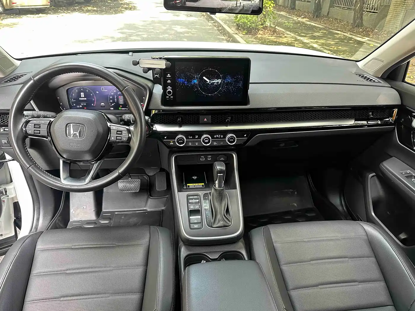 Фото 9 - Honda CR-V