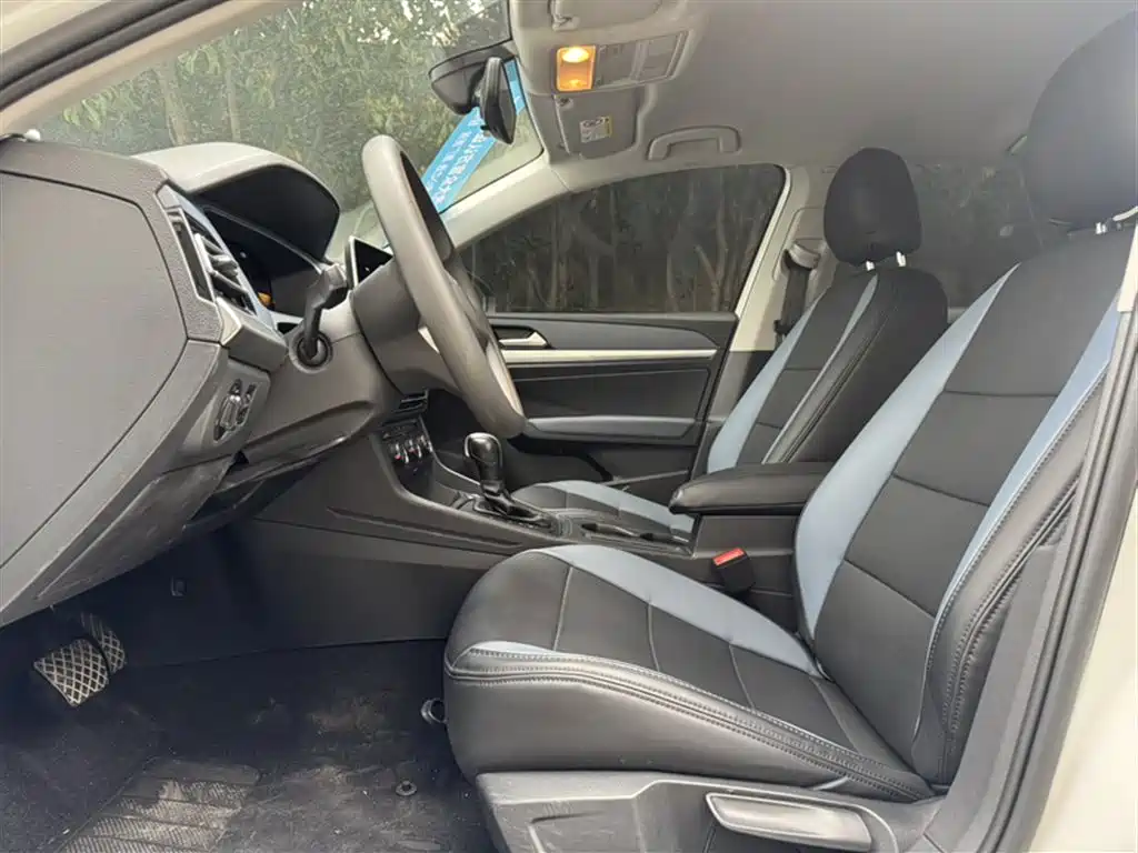 Volkswagen Lavida 2024 Model 1.5L Automatic Delight Edition фото 15