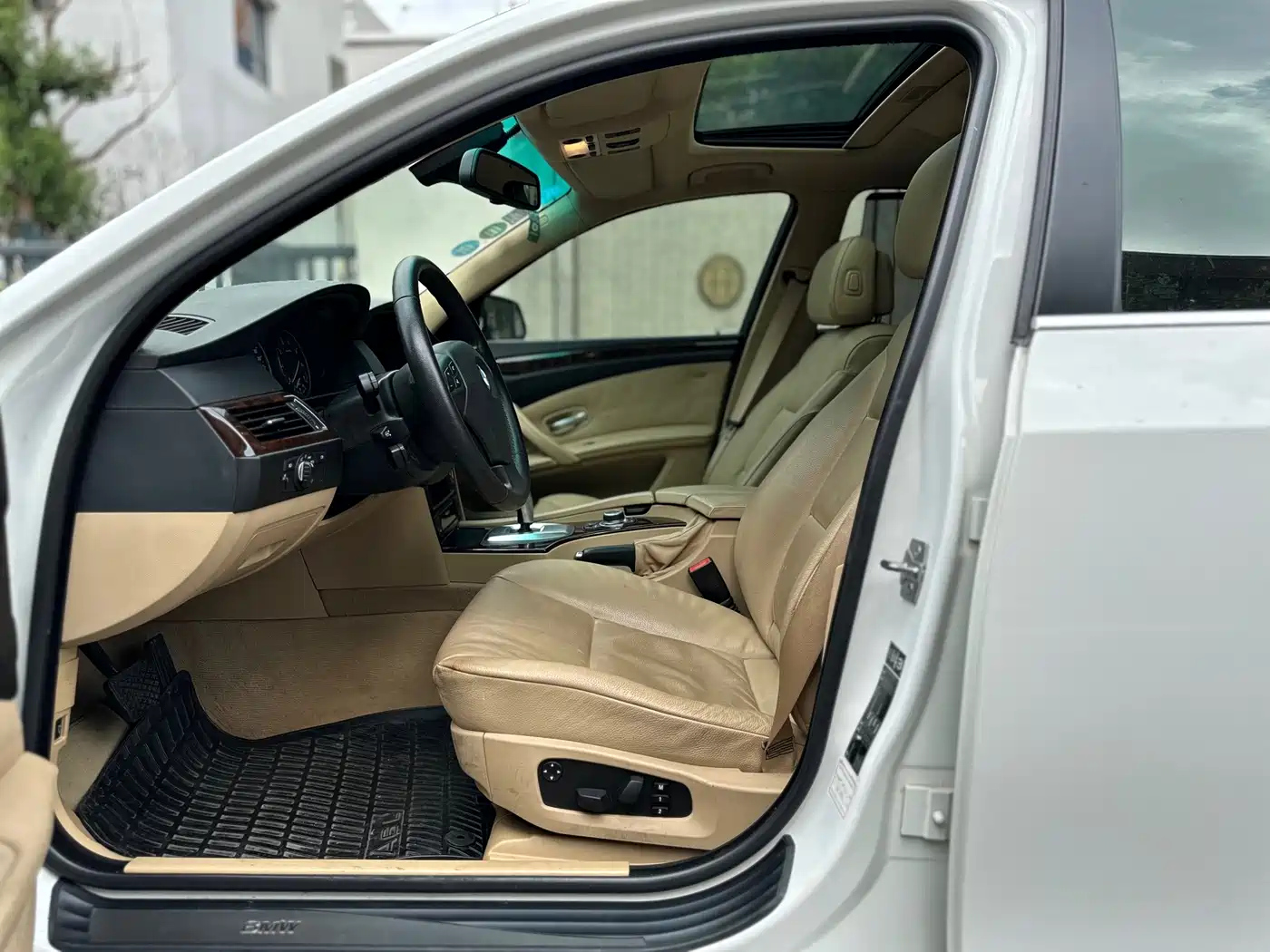 BMW 5 Series 2009 2008 523Li Luxury