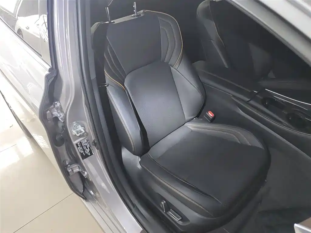 Toyota Avalon 2024 Hybrid 2.0L Luxury Edition фото 25