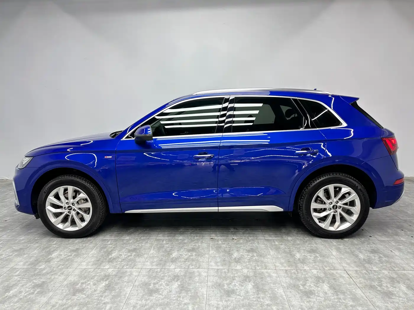 Audi Q5L 2021 40 TFSI Luxury Dynamic фото 8