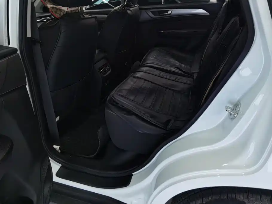 Haval M6 2024 2023 PLUS 1.5T Manual Elite Smart Connect