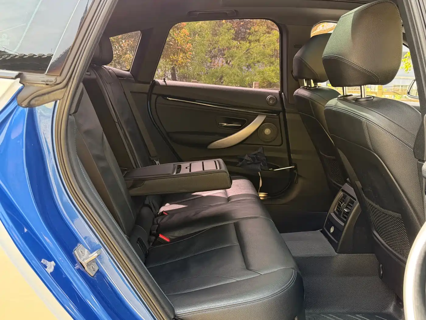 BMW 3 Series GT 2019 320i M Sport Model фото 7
