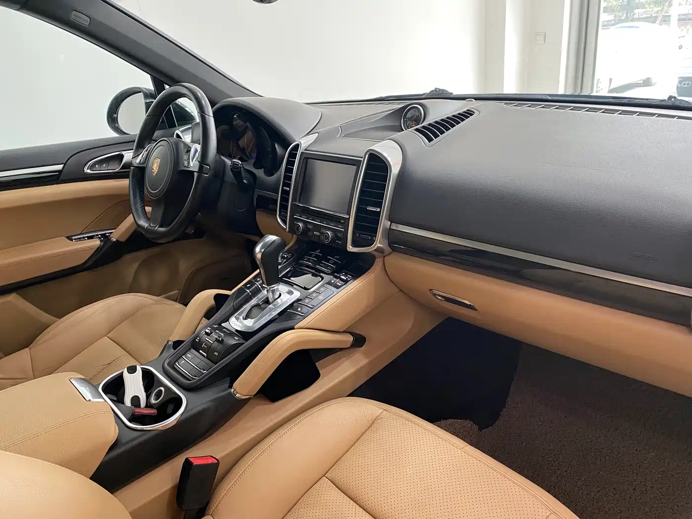 Porsche Cayenne 2014 Cayenne Platinum Edition 3.0T фото 17