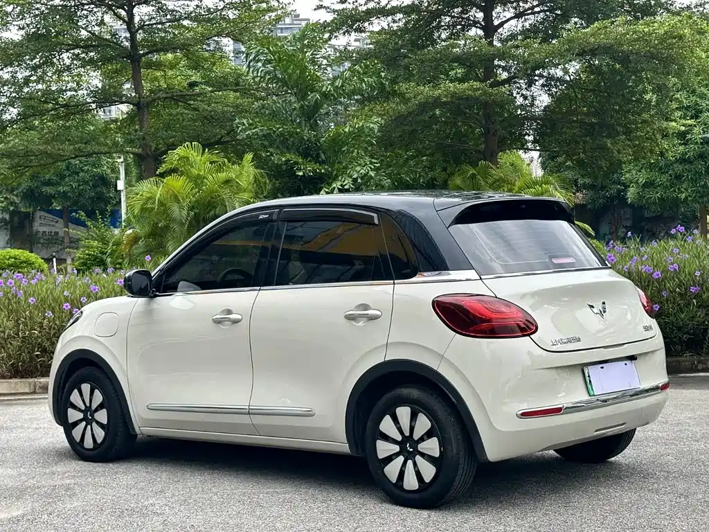 Photo 4 - Wuling Motors Wuling Bingo