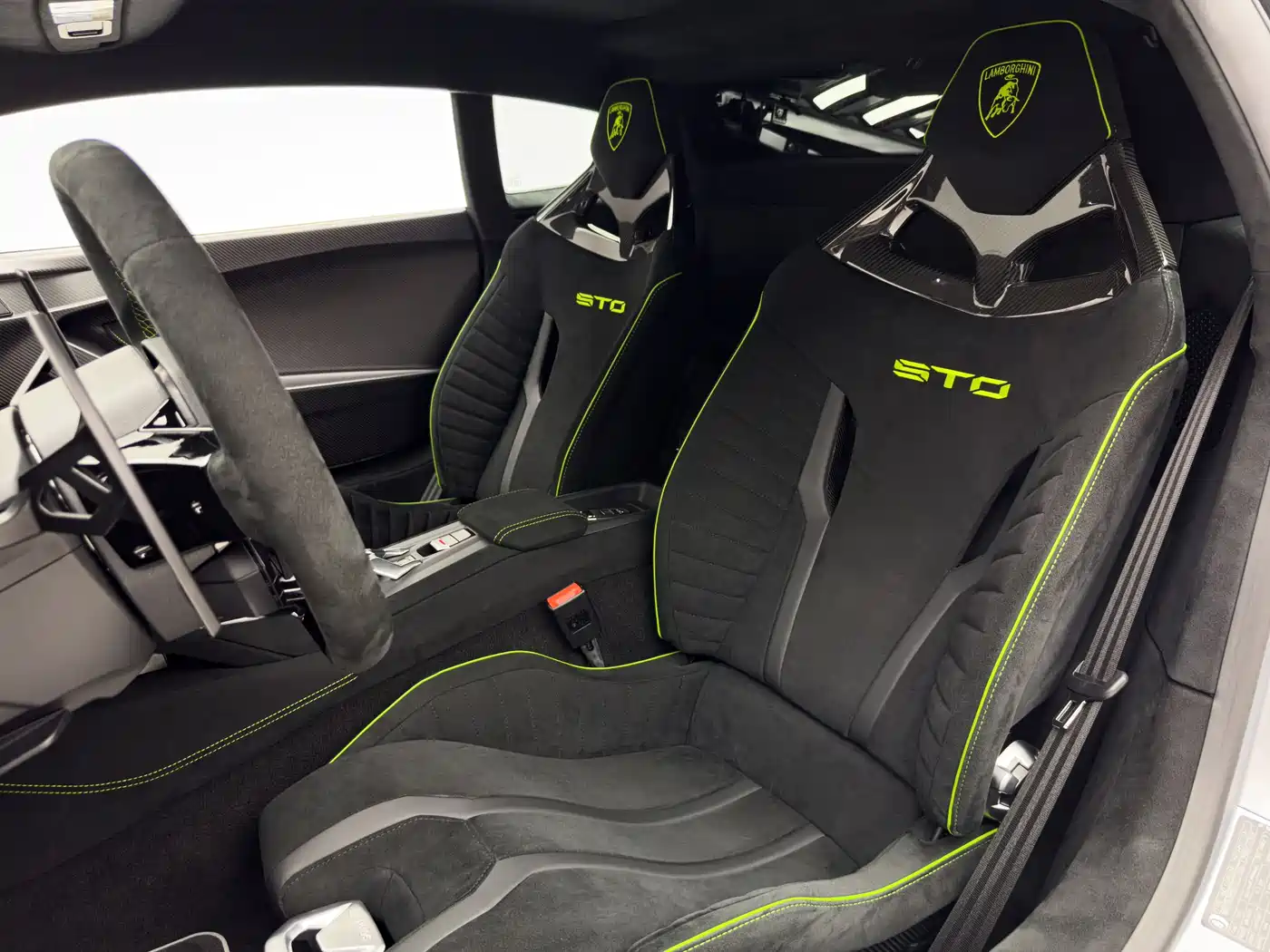 Lamborghini Huracán 2021 Huracán STO фото 16