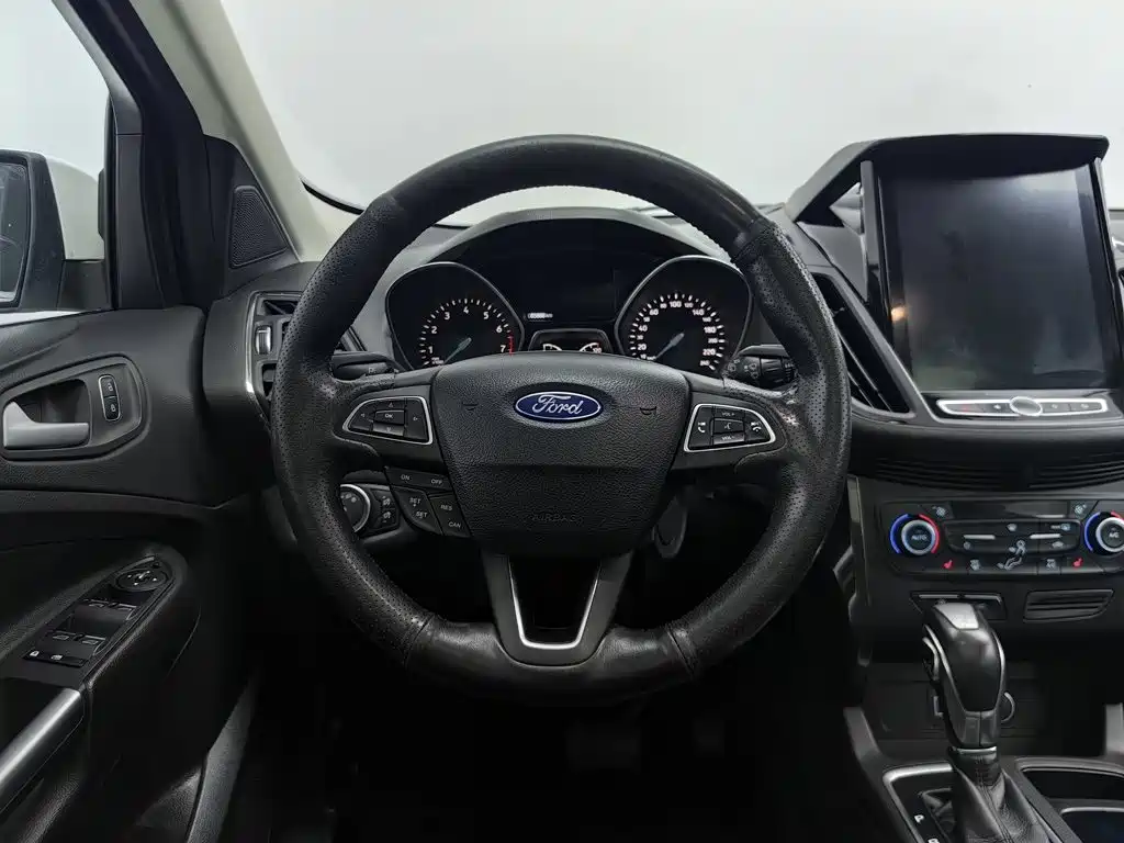 Ford Kuga 2020 2019 EcoBoost 245 AWD Luxury Edition China V