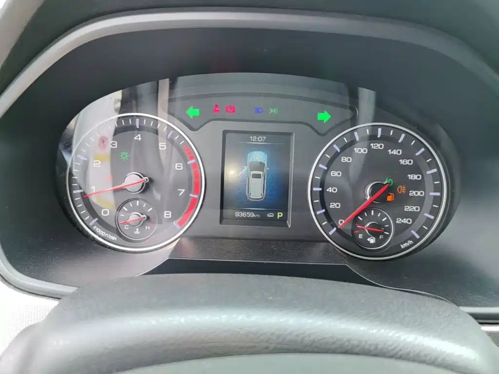 Фото 12 - Haval H6