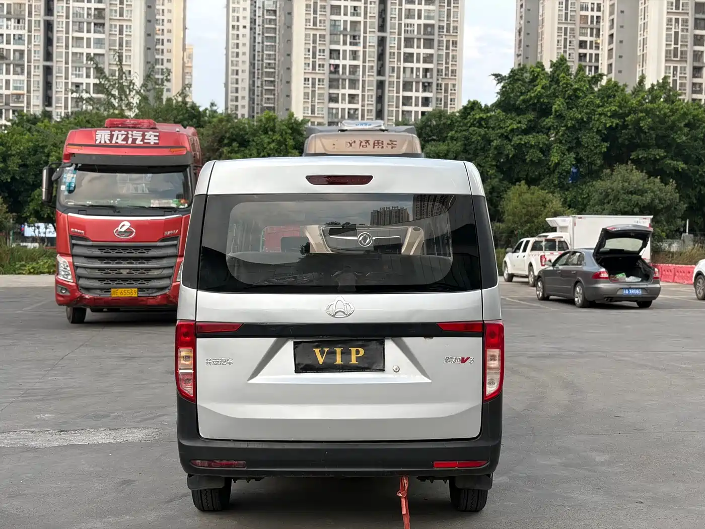 Changan Kuayue Kuayuexing V3 2025 2023 1.3L Gasoline Luxury 5-seater Passenger Van