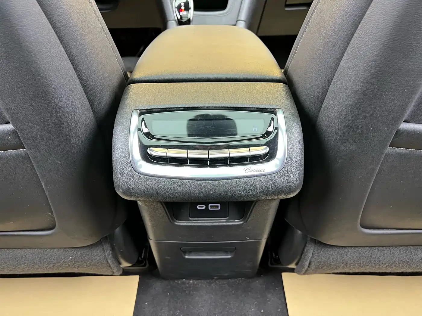 Cadillac XT6 2020 28T 6-Seater Luxury Model фото 28