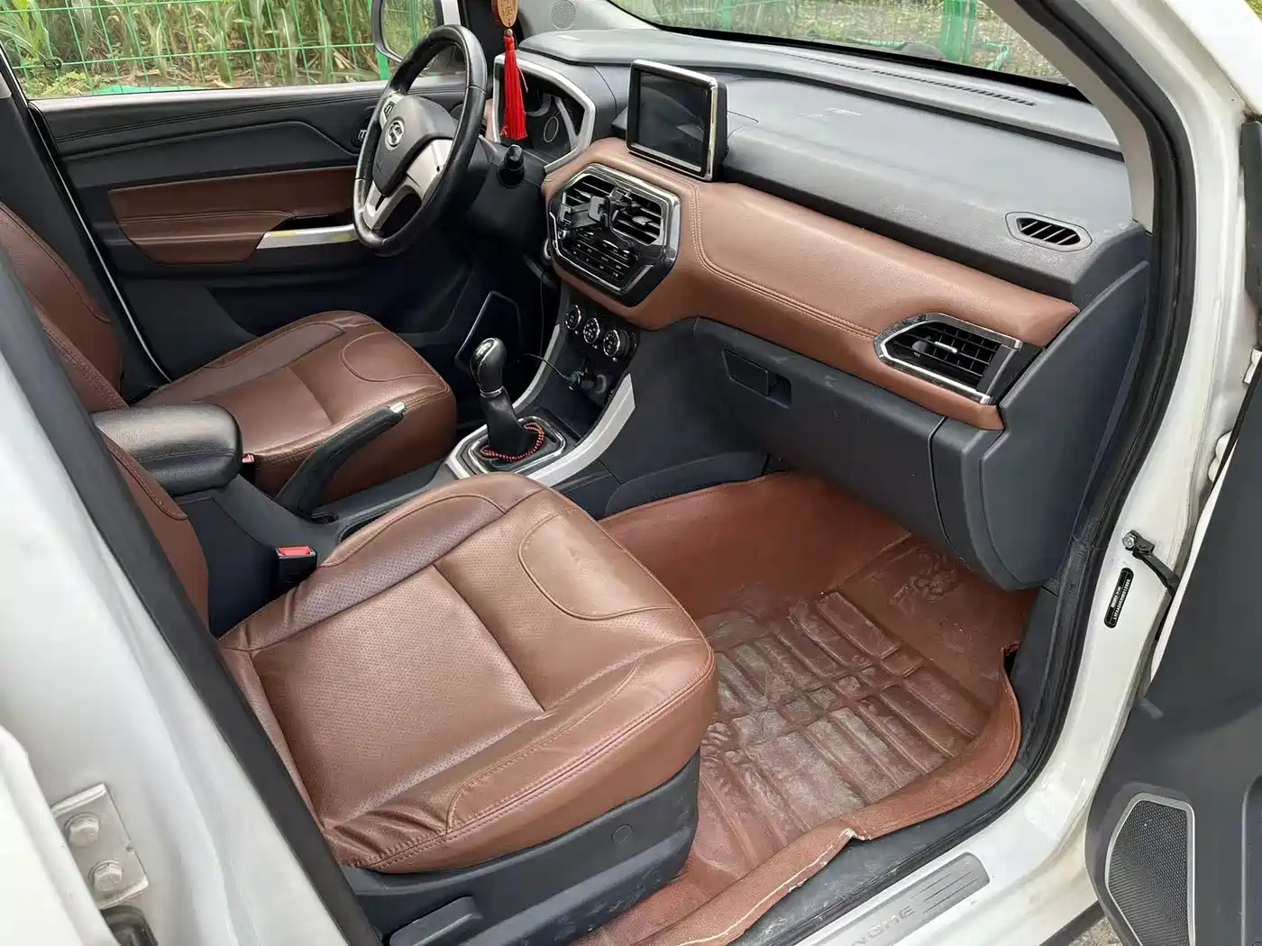 BAIC Changhe M70 2018 2017 1.5L Manual Aviation Cabin