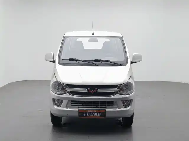 Wuling Motors Wuling Zhiguang 2015 1.2L S Standard LSI — фото 3