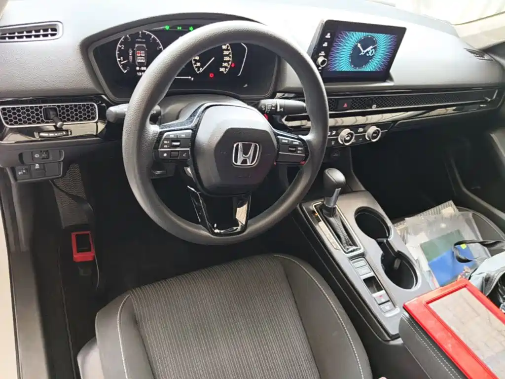 صورة 10 - Honda Civic