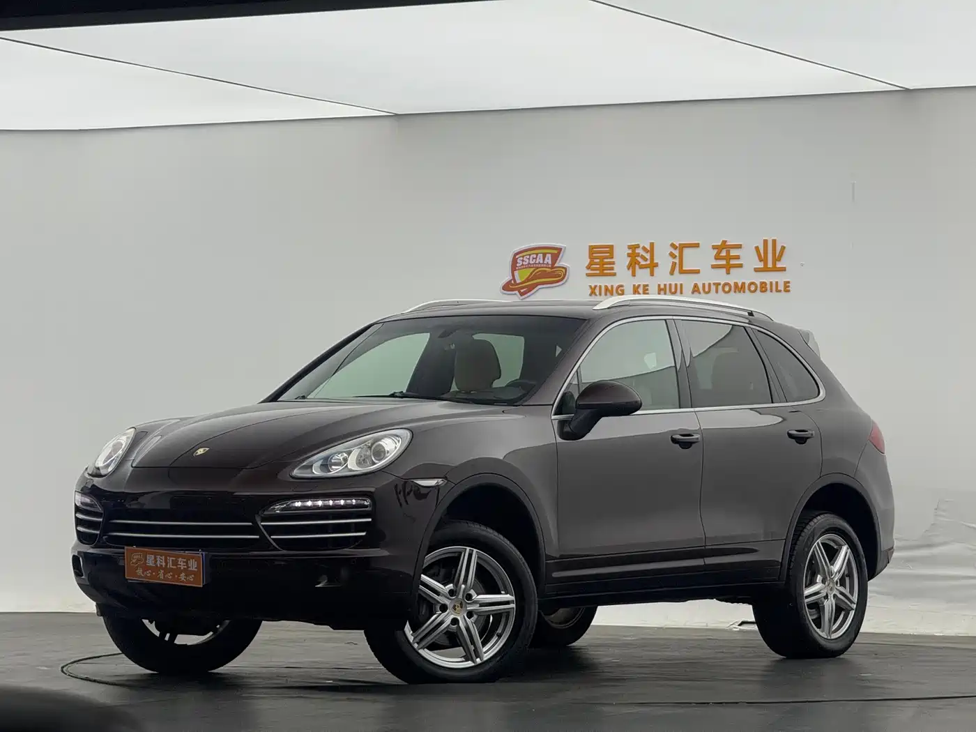 Porsche Cayenne 2014 Cayenne Platinum Edition 3.0T