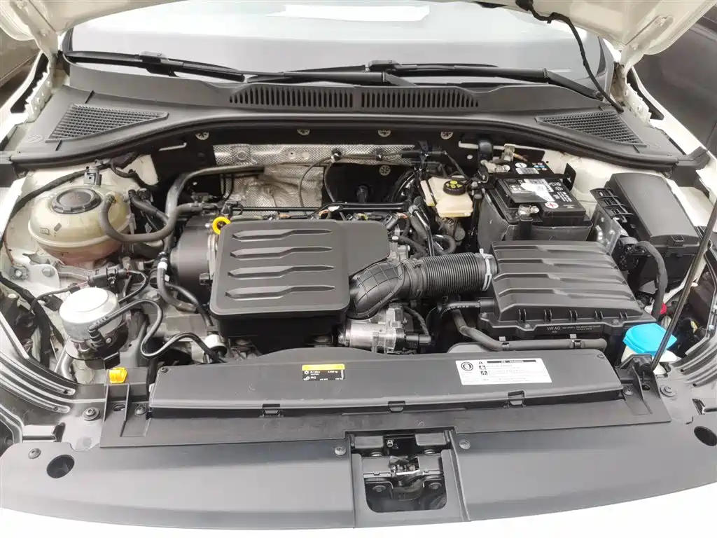 Volkswagen Lavida 2021 1.5L Auto Comfort Edition фото 20