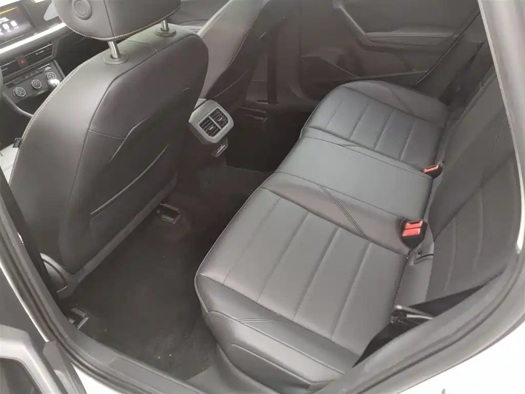 Volkswagen Lavida 2021 1.5L Auto Comfort Edition фото 17