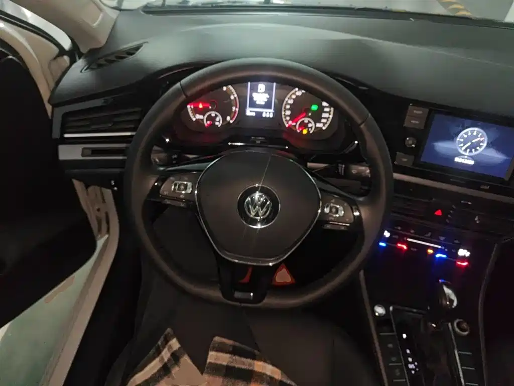 Volkswagen Bora 2020 1.5L Automatic Elite фото 7