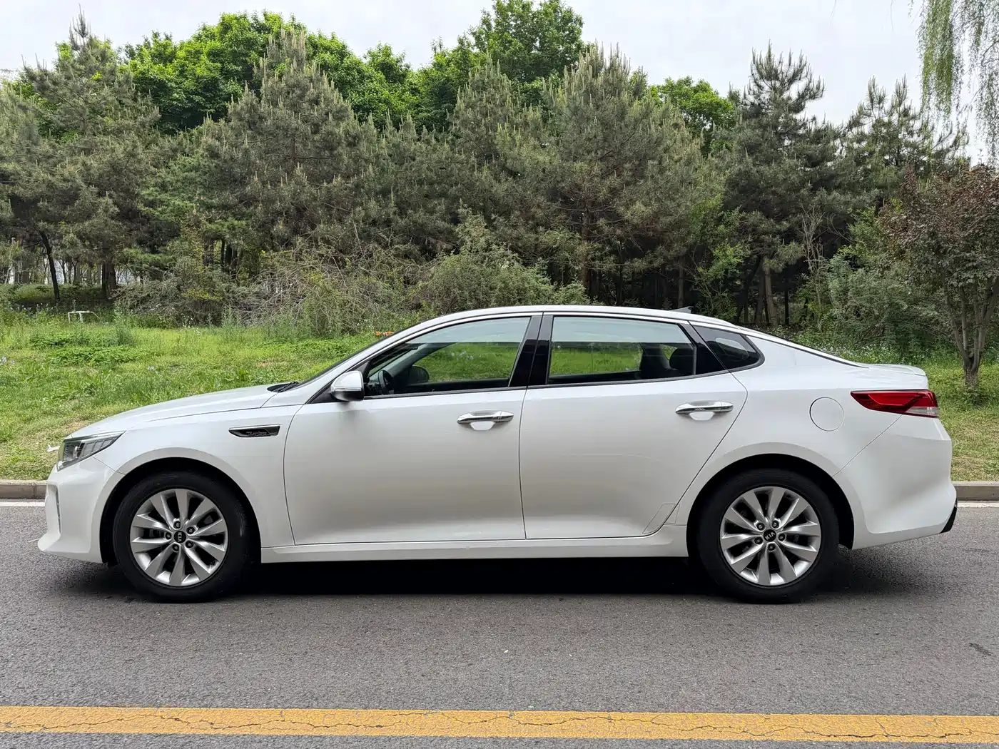 Kia K5 2016 1.6T Automatic LUX фото 3